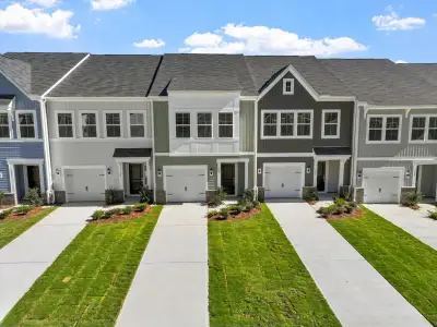 New construction Single-Family house 125 Elyse Overlook Lp, Sanford, NC 27332 plan Foxglove - image