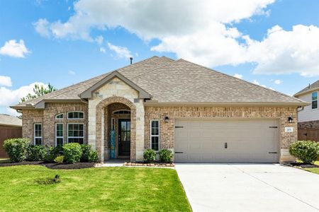 New construction Single-Family house 203 Bentwater Lane, Clute, TX 77531 - photo 0