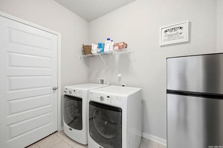 New construction Single-Family house 1639 Dunvegan Park, Bulverde, TX 78163 - image 5