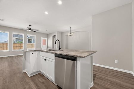 New construction Single-Family house 1411 Terry Roberts Dr, Angleton, TX 77515 - image 9