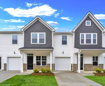 New construction Townhouse house 728 Palm Frond Wy Nw, Calabash, NC 28467 plan Cameron - Townhomes - image