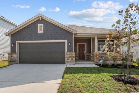 New construction Single-Family house 2529 Heritance Pass, Seguin, TX 78155 plan Bowie - 1786 - image