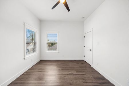 New construction Single-Family house 419 E 32Nd St, Houston, TX 77018 - image 15