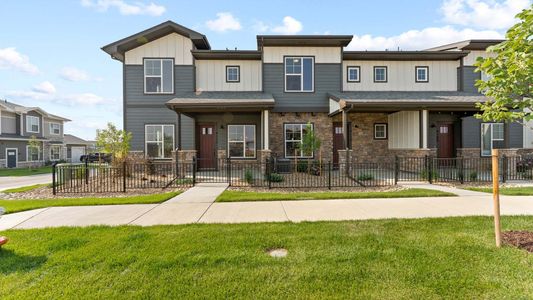 New construction Townhouse house 3425 Triano Creek Dr, Unit 101, Loveland, CO 80538 null- photo 2 2