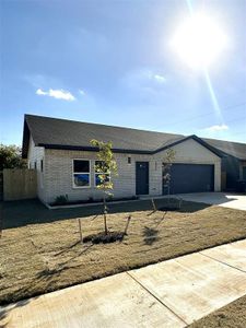 New construction Single-Family house 5512 Truman Dr, Fort Worth, TX 76112 null- photo 1 1