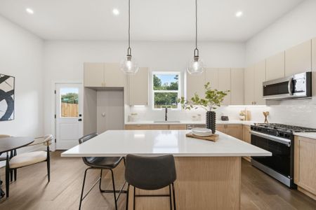 New construction Single-Family house 5522 Wheatley St, Unit D, Houston, TX 77091 - image 6
