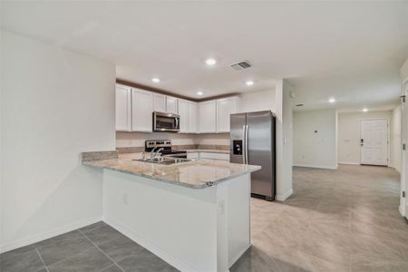 New construction Single-Family house 5552 Logan Cave Ave, Wimauma, FL 33598 null- photo 5 5