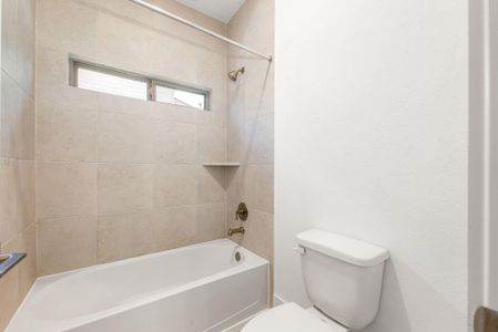 New construction Single-Family house 998 Briac Ln, Conroe, TX 77301 - image 6