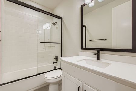 New construction Single-Family house 121 Enclave Dr, Lakewood Village, TX 75068 plan 1581 - image 13