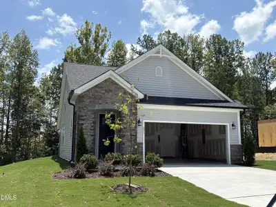 New construction Single-Family house 319 Providence Creek Dr, Fuquay Varina, NC 27526 - image