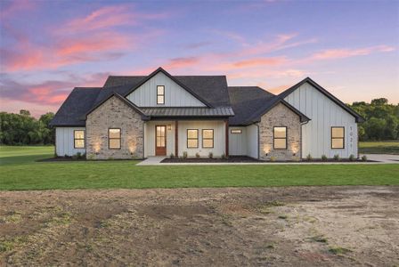 New construction Single-Family house 1021 Preserve St, Weatherford, TX 76085 - image