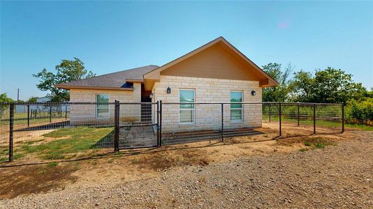 New construction Single-Family house 18636 Doubletree Dr, Justin, TX 76247 - image