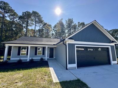 New construction Single-Family house 163 Earnest Way, Unit Lot 14, Kenly, NC 27542 Lyra- photo 1 1