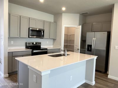 New construction Townhouse house 14475 Macadamia Ln, Unit 321, Jacksonville, FL 32218 null- photo 11 11