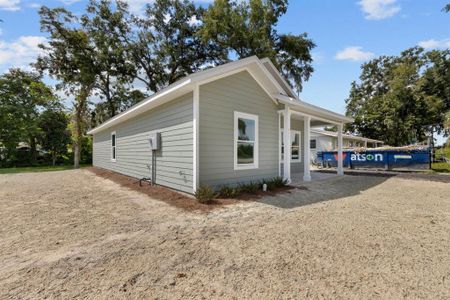 New construction Single-Family house 511 Nw Second St, Trenton, FL 32693 null- photo 0