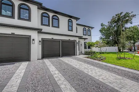 New construction Townhouse house 110 S Arrawana Ave, Unit 2, Tampa, FL 33609 - image