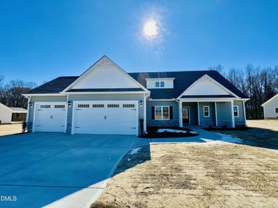 New construction Single-Family house 404 Creeks Edge Dr, Pikeville, NC 27863 - image