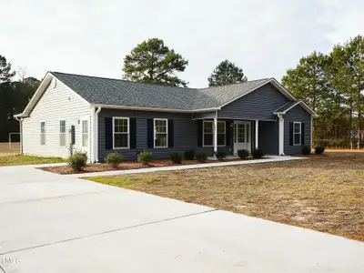New construction Single-Family house 102 Kyle Herring Dr, Teachey, NC 28464 - image