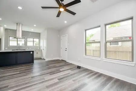 New construction Single-Family house 3337 Shelby Cir, Houston, TX 77051 - image