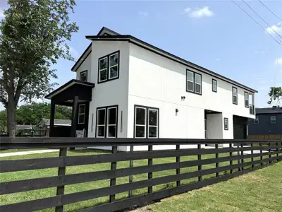 New construction Single-Family house 2404 56Th St, Dallas, TX 75241 - image