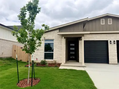 New construction Townhouse house 1309 Lone Pine Wy, Killeen, TX 76543 - image