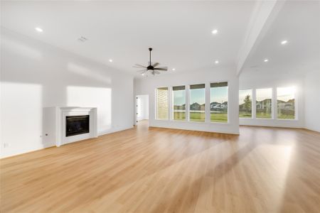 New construction Single-Family house 1624 Birch Lake Bnd, Friendswood, TX 77546 Solaria- photo 13 13