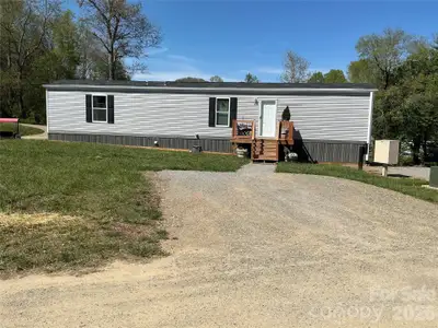 New construction Single-Family house 16 Justice Ridge Ln, Candler, NC 28715 - image