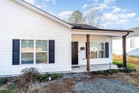 New construction Duplex house 903 W Anderson St, Unit 1/2, Selma, NC 27576 - image