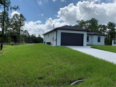 New construction Single-Family house 1016 Cortez Ave, Lehigh Acres, FL 33974 - image