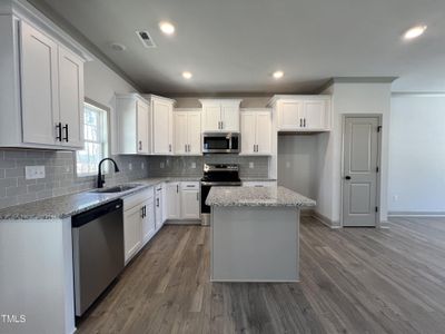 New construction Single-Family house 35 S Mistflower St, Clayton, NC 27520 null- photo 3 3