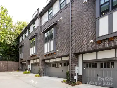 New construction Townhouse house 3022 Kalex Ct, Charlotte, NC 28204 - image