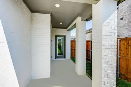 New construction Single-Family house 116 N Sky Dr, Celina, TX 75009 plan Carmichael - image