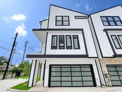 New construction Single-Family house 2237 Blalock Rd, Houston, TX 77080 - image