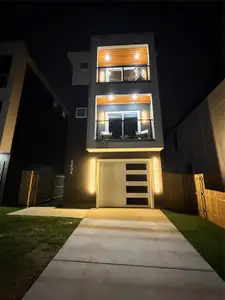 New construction Single-Family house 2404 Dyson St, Dallas, TX 75215 - image