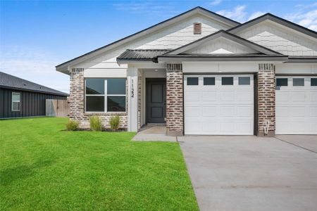 New construction Townhouse house 1122 College Ave, Troy, TX 76579 - image