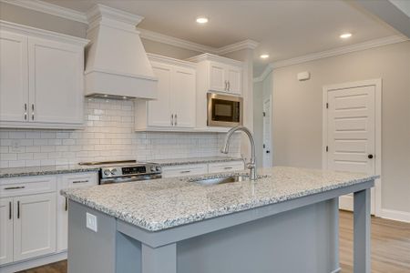 New construction Single-Family house 919 Walker Point Dr, Grovetown, GA 30813 - image 7