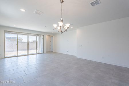 New construction Single-Family house 21571 W Papago St, Buckeye, AZ 85326 Castillo Series - Larkspur- photo 13 13