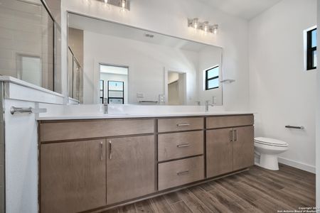 New construction Single-Family house 914 N Olive, Unit 101, San Antonio, TX 78202 null- photo 7 7