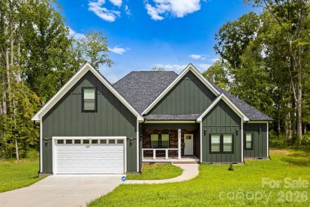 New construction Single-Family house 2002 Plain Field Dr, Bessemer City, NC 28016 - image