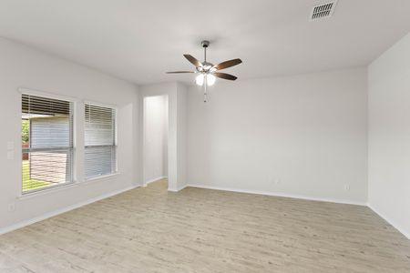 New construction Single-Family house 2609 River Bank Dr, Burleson, TX 76028 plan Alderbury II - image 14