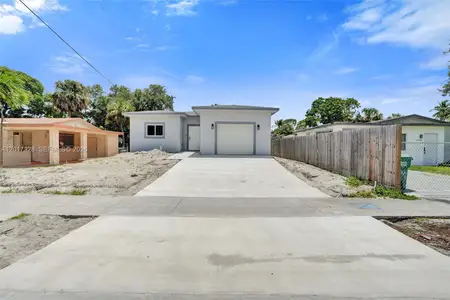 New construction Single-Family house 2536 Nw 9Th Ct, Fort Lauderdale, FL 33311 - image