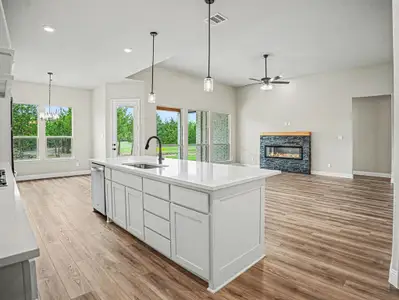 New construction Single-Family house 6830 Southrock Rd, Midlothian, TX 76065 - image 7