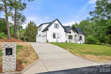 New construction Single-Family house 1213 Rosa Dr, Monroe, NC 28112 plan Avenel - image