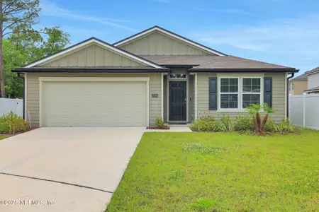 New construction Single-Family house 2304 Shady Breeze Ln, Green Cove Springs, FL 32043 null- photo 0