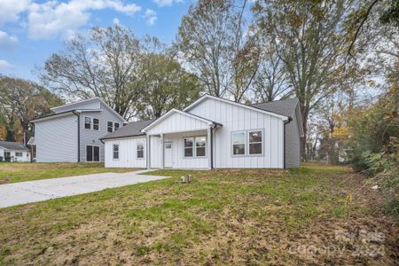 New construction Single-Family house 709 Charlotte Ave, Statesville, NC 28677 null- photo 2 2