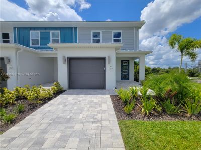 New construction Townhouse house 7924 Spectrum Drive, Unit 7924, Kissimmee, FL 34747 - photo 0