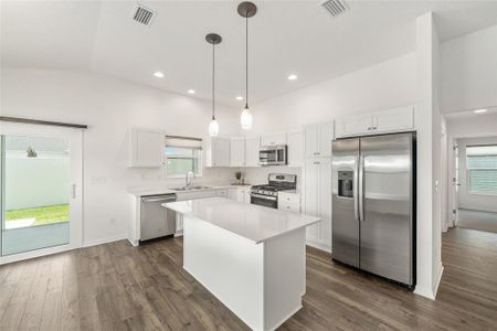 New construction Single-Family house 1576 Good Pl, The Villages, FL 34762 - image 12