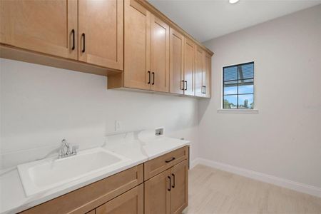 New construction Single-Family house 5351 Clubhouse Hills Ln, Lakeland, FL 33812 - image 17