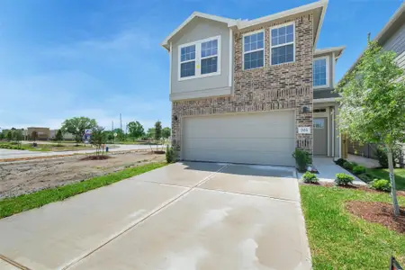 New construction Single-Family house 703 Majestic Eagle Ct, Houston, TX 77090 - image