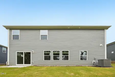 New construction Single-Family house 3857 Rosebush Dr, Zebulon, NC 27597 plan Johnson - image